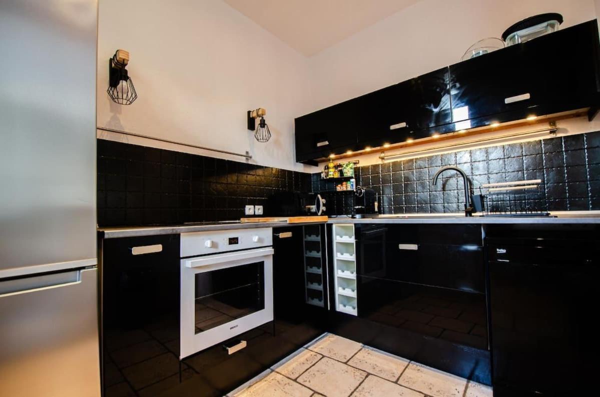 Casamea - Apt Spacieux, Clim, Famille & Cabane Ajaccio  Exterior photo